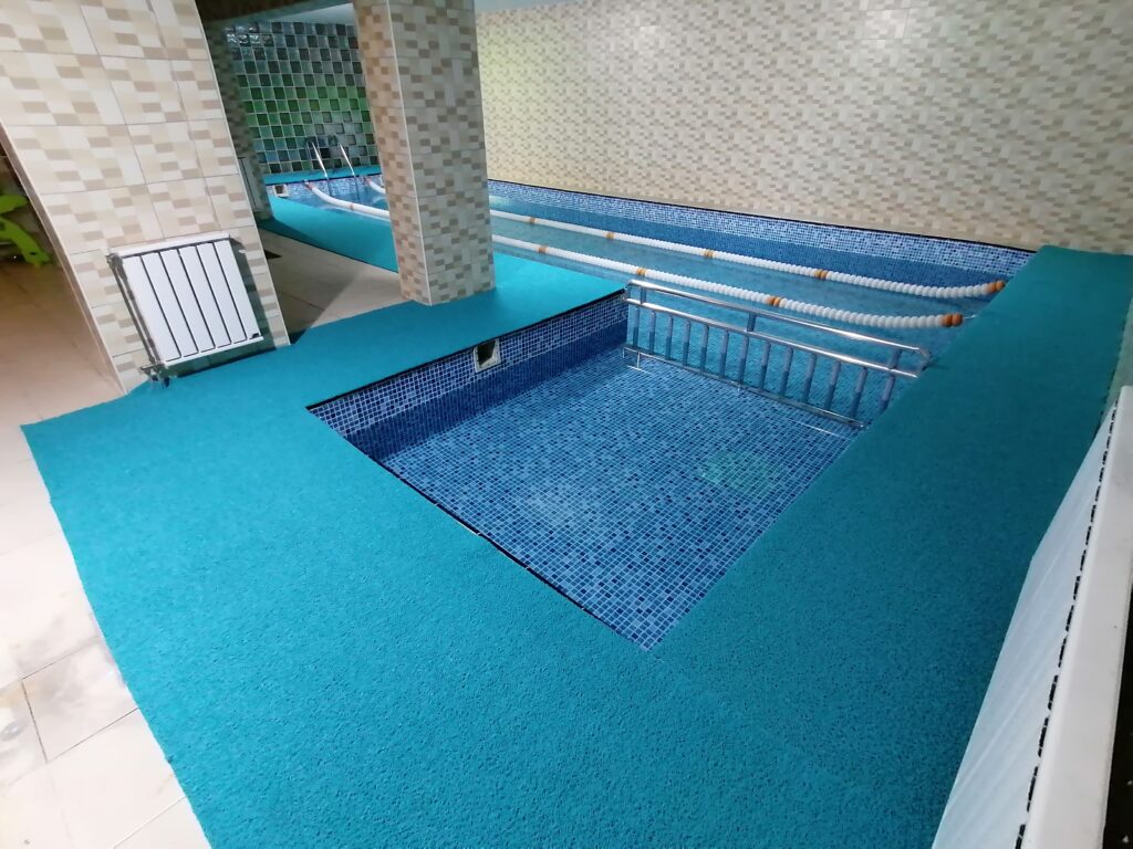hidroterapi kapali havuz derincocuk